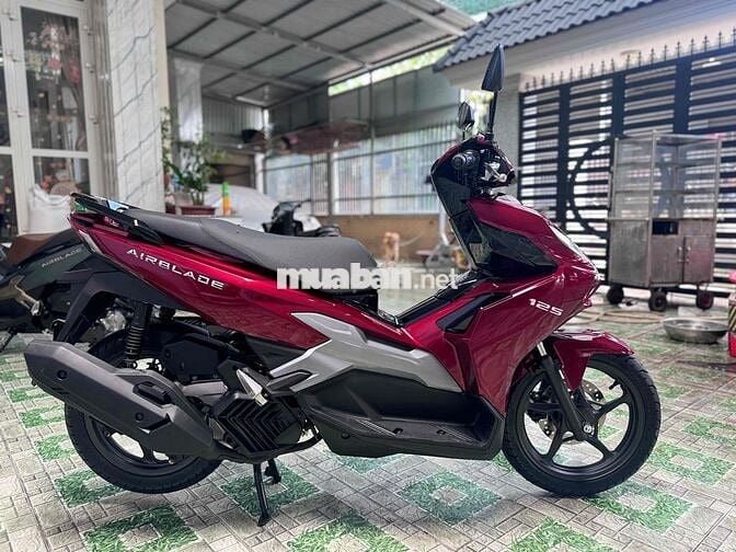 AB 125i Đỏ Đen 2025 Mới 99.99% odo 130km
