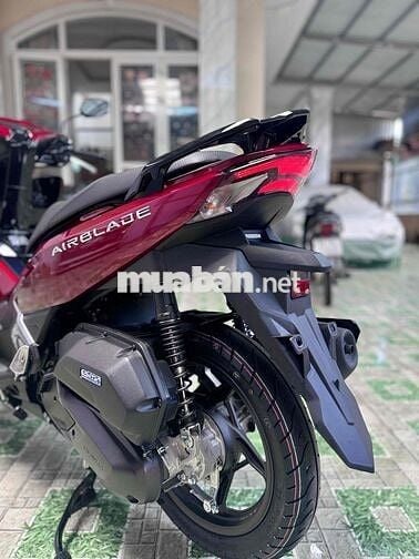 AB 125i Đỏ Đen 2025 Mới 99.99% odo 130km