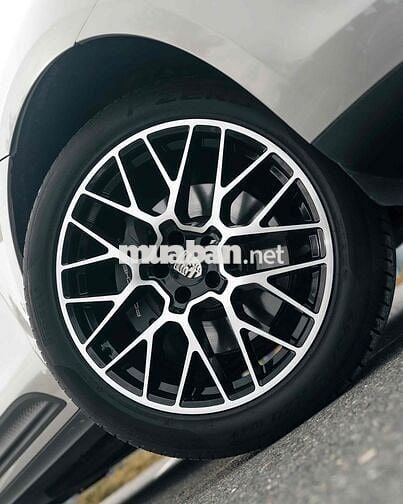 Porsche Macan Facelift - model 2022 - Xám Crayon