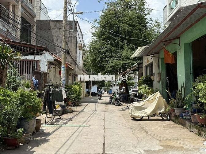 🏠 Nhà 3 Tầng Hoàn Công – Oto Vào Nhà – Gần An Dương Vương Q6