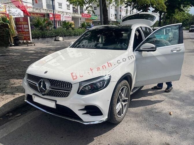 Mercedes Benz GLC300