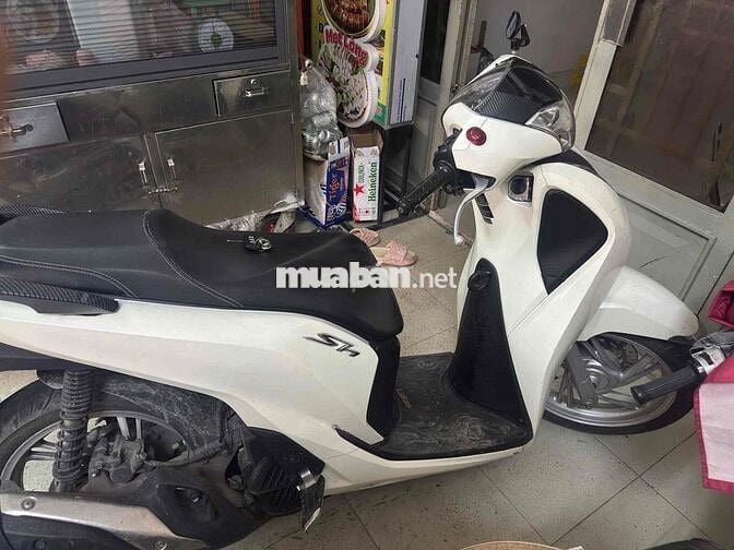 Kẹt tiền xã gấp Honda SH 125I 2018 cbs odo 30000km