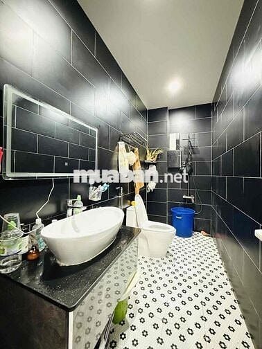 NHÀ ĐẸP HỒ VĂN LONG – BÌNH TÂN 84m² - HẺM XE HƠI -CHỈ 5.3TỶ