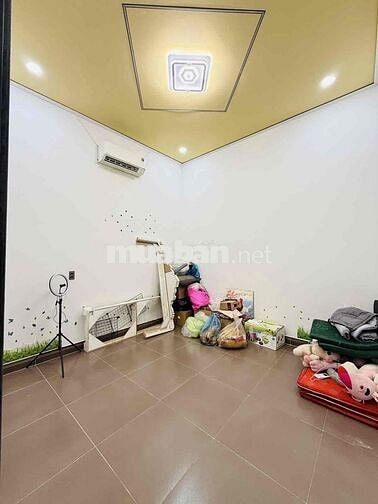 NHÀ ĐẸP HỒ VĂN LONG – BÌNH TÂN 84m² - HẺM XE HƠI -CHỈ 5.3TỶ