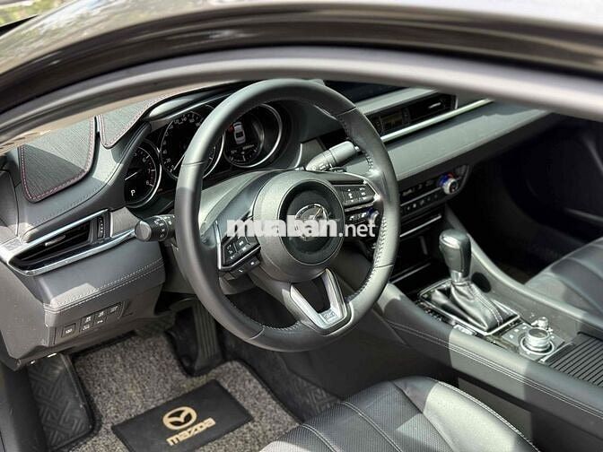 Mazda 6 2021 2.0 Premium GTCCC - 30000 km