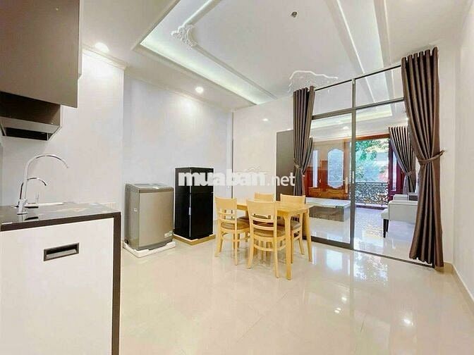 Căn Hộ 1 PN Thang Máy Bancong Ngay Trường ISB
