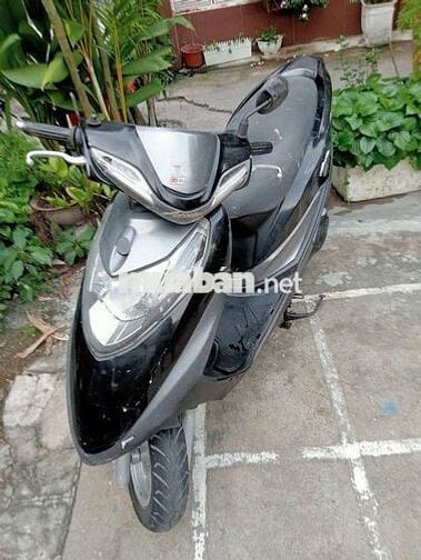 Nhà dư dùng bán bớt xe Attila đĩa bay máy êm mạnh