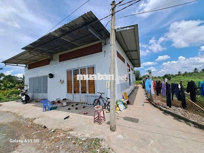 Đất thổ+vườn dt 4900m giá 7tỷ5 +(6 căn phòng trọ.fui phòng.vườn mai)