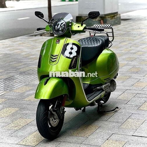 Piaggio Vespa GTS 300