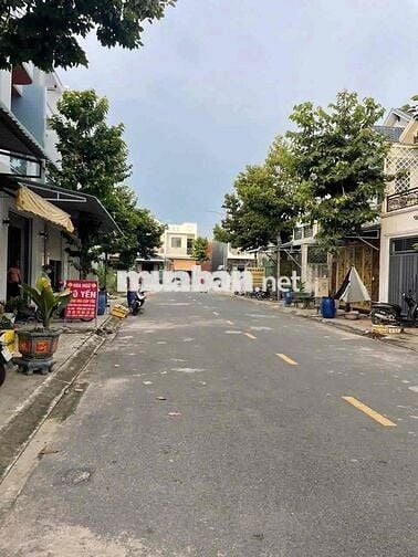 BÁN NHÀ 1.070 TỶ -  NHÀ MÁY BIA - CÔNG CHỨNG LIỀN.