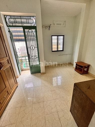 SIÊU PHẨM NGUYỄN TRÃI .Q1 - 33M2 NGANG 4M - 4 TẦNG - GẦN HXH 
