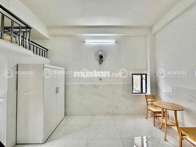 CHO THUÊ CĂN GÁC CỬA SỔ FULL NỘI THẤT NGAY CẦU VƯỢT HOÀNG HOA THÁM 🎉