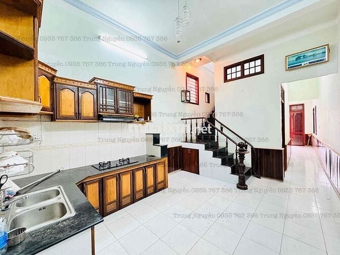 CHO THUÊ NHÀ - HẺM ĐƯỜNG TRẦN HUY LIỆU - HẺM OTO THÔNG THOÁNG