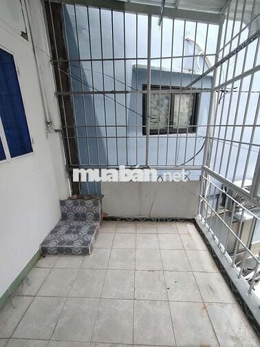 Nguyên căn Bà Hom gần chợ Phú Lâm, sạch, đẹp, hẻm ô tô