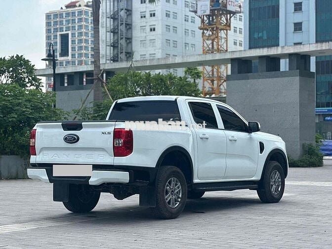 Ford Ranger XLS 2.0AT 4x4 sx 2024 màu trắng đẹp