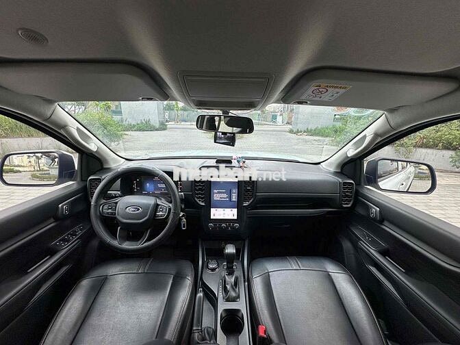 Ford Ranger XLS 2.0AT 4x4 sx 2024 màu trắng đẹp