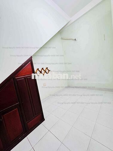 CHO THUÊ NHÀ - HẺM ĐƯỜNG TRẦN HUY LIỆU - HẺM OTO THÔNG THOÁNG