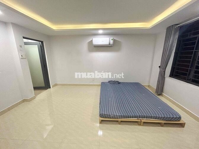 Phòng 40m Ban Công Phan Đăng Lưu P1 Phú Nhuận đầy đủ nội thất