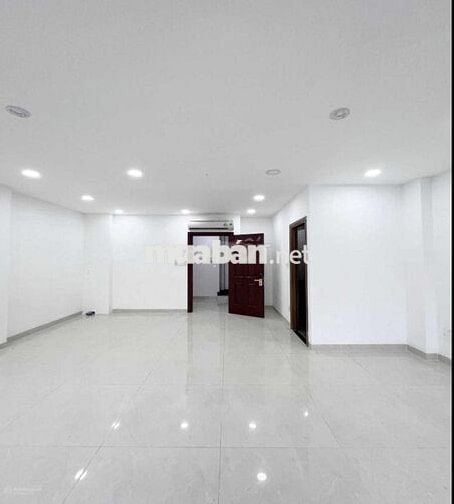 MT Cách Mạng Tháng Tám Quận 3 Gần Vòng Xoay dân chủ