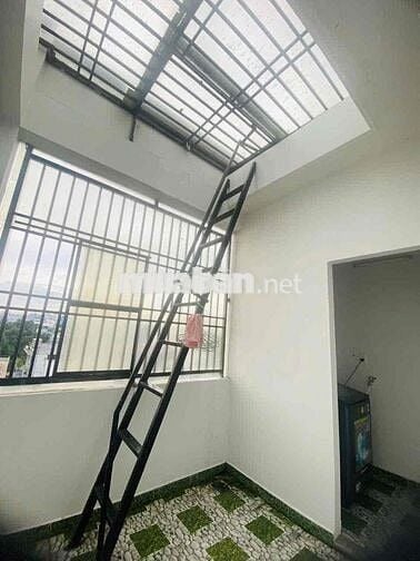 Bán nhà 4 lầu hẻm ô tô, gần chợ Bình Trị Đông B, Giá 8.6 Tỷ