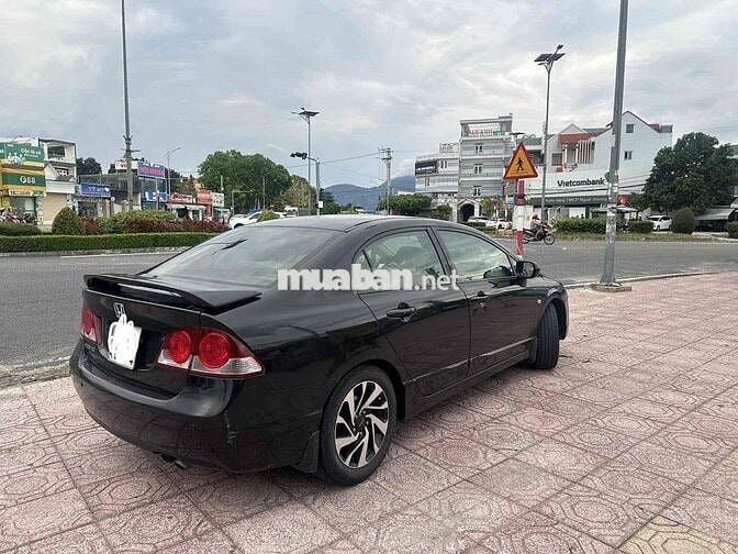Honda Civic 2007 1.8 MT - 100000 km
