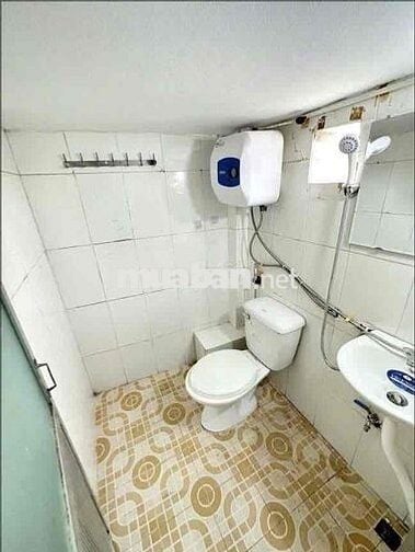 PHÒNG TRỌ TRUNG TÂM GV, GÁC CAO 1M8