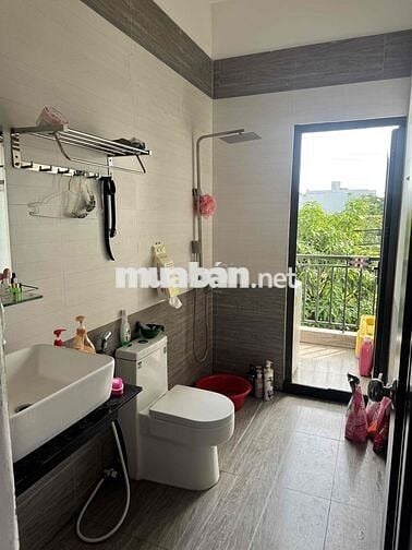 Pass căn hộ 60m2 Full nội thất sát biển