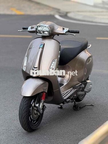 Vespa Sprint TFT 150 2024 odo 6000km