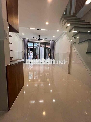 Bán Nhà Giáp Quận 11 4.2m x 7.7m 4 Tỷ 35O tl nhẹ