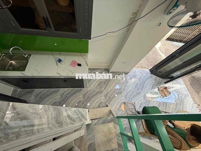 Bán Nhà 3 Tầng 2pn 3wc quận 11 chỉ 2 tỷ 380 tl