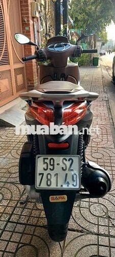 Nhà mình còn dư em medley 125 như hình cần bán