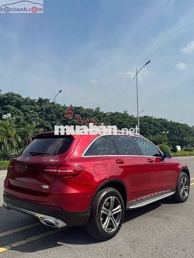 Mercedes Benz GLC 250 4 matic model 2017