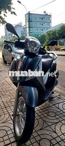 Nhà mình còn dư em medley 125 như hình cần bán