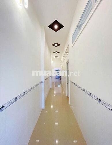 bán căn nhà ở ngay Chợ Thới Tứ Hóc Môn dt rộng 81m2, bán 860 TRIỆU Shr
