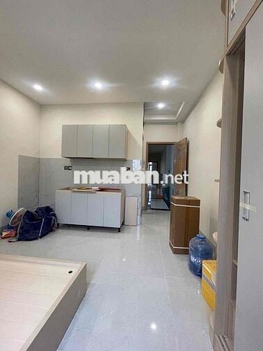 Khai trương phòng ban công mới 100% - Đặng Thuỳ Trâm gần ĐH Văn Lang