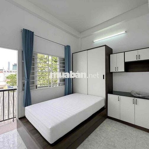 🔑🏡Cho thuê căn Stu bancol thoáng mát, ngay khu ẩm thực Phan Xích Long