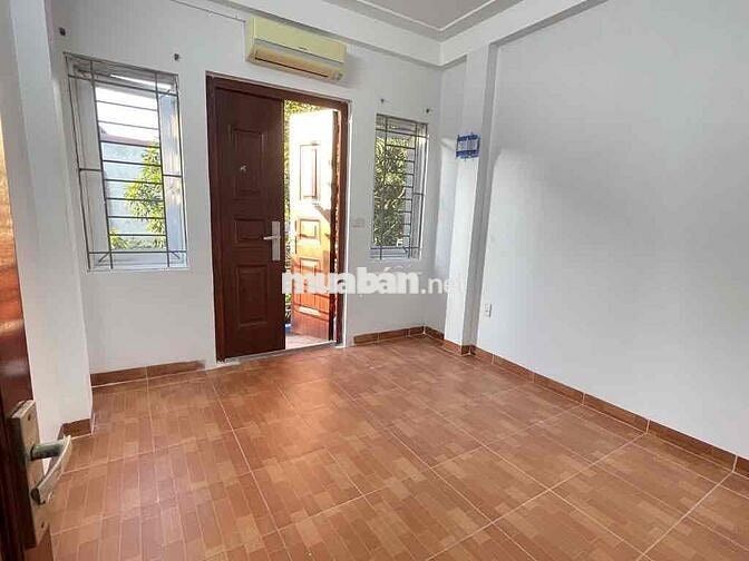 Định công 35m 6 tầng nhà đẹp ở ngay