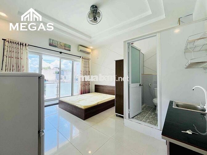 CHDV có BAN CÔNG - CỬA SỔ LỚN - NỘI THẤT ngay LÊ VĂN QUỚI trống sẵn 😍