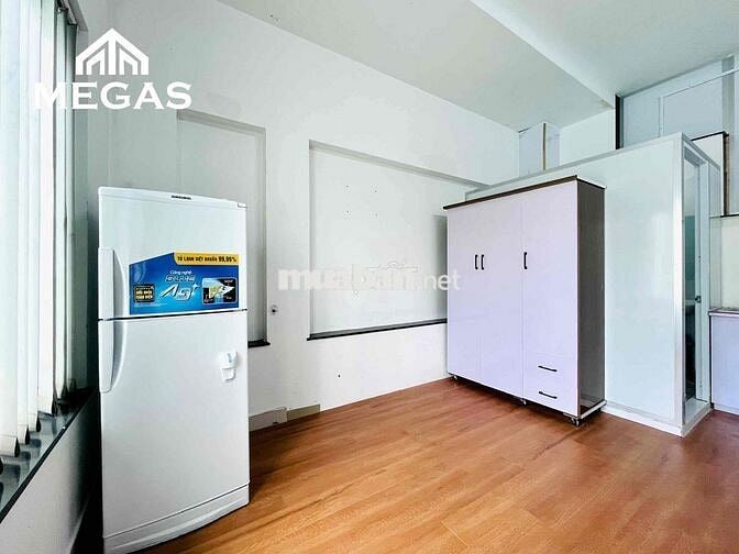 CHDV có BAN CÔNG - CỬA SỔ LỚN - NỘI THẤT ngay LÊ VĂN QUỚI trống sẵn 😍