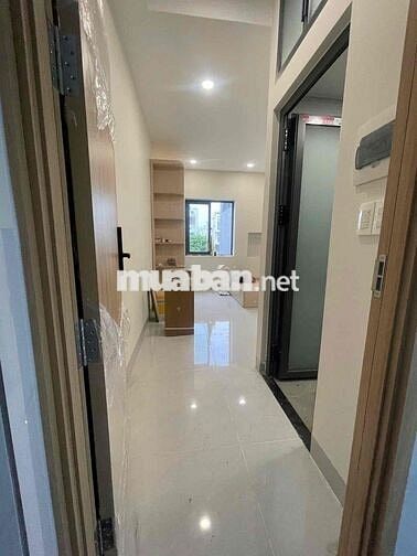Khai trương phòng ban công mới 100% - Đặng Thuỳ Trâm gần ĐH Văn Lang