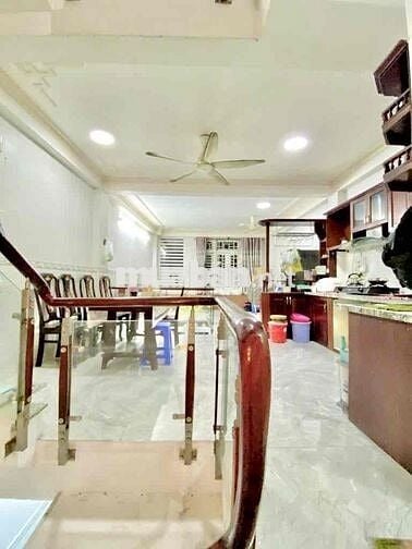 TÂN PHÚ NGAY AEON - NGANG KHỦNG 4,9M- 5 TẦNG-SÁT MẶT TIỀN - HXH -6t789