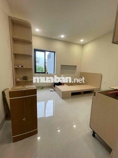 Khai trương phòng ban công mới 100% - Đặng Thuỳ Trâm gần ĐH Văn Lang