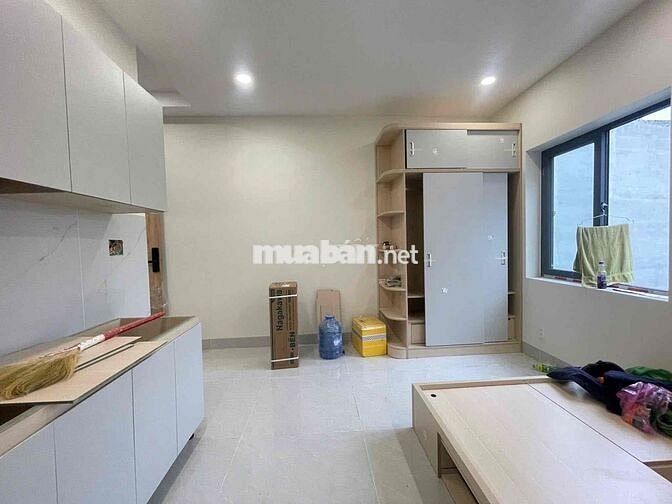Khai trương phòng ban công mới 100% - Đặng Thuỳ Trâm gần ĐH Văn Lang