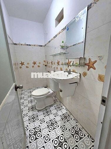 NHÀ ĐẸP 2 MẶT HẺM Ô TÔ THÔNG - DT 64M² - 2 TẦNG CHỈ NHỈNH 4 TỶ