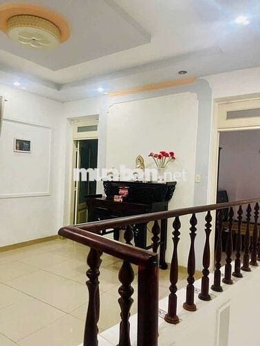 NHÀ HẺM BAGAC DT 6X10 1T1L 3PN 2WC CÓ NỘI THẤT GẦN CẦU VƯỢT LINH XUÂN