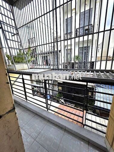 NHÀ ĐẸP 2 MẶT HẺM Ô TÔ THÔNG - DT 64M² - 2 TẦNG CHỈ NHỈNH 4 TỶ