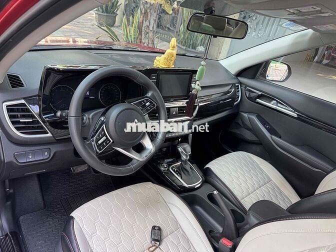 Kia Seltos 2021 mẫu mới Luxury 1.4 AT - 31100 km