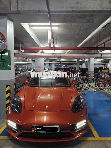 Porsche Panamera 99000km.