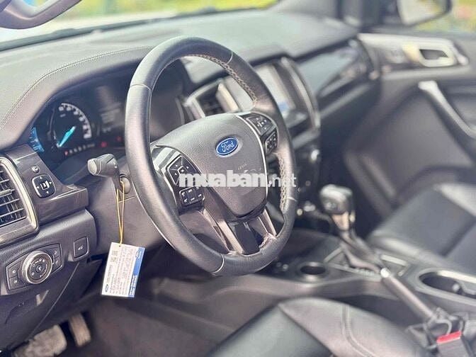 Ford Everest 2020 Titanium 2.0L AT 4x2 - 42000 km