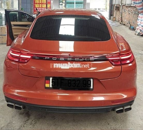 Porsche Panamera 99000km.